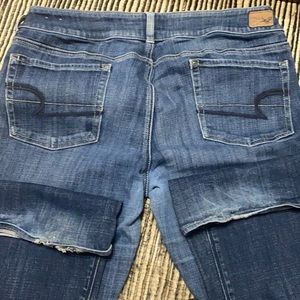 American Eagle Artist Stretch 16 Long some fraying